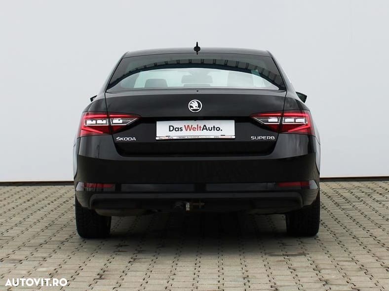 Skoda Superb 1.4 TSI Ambition - 4