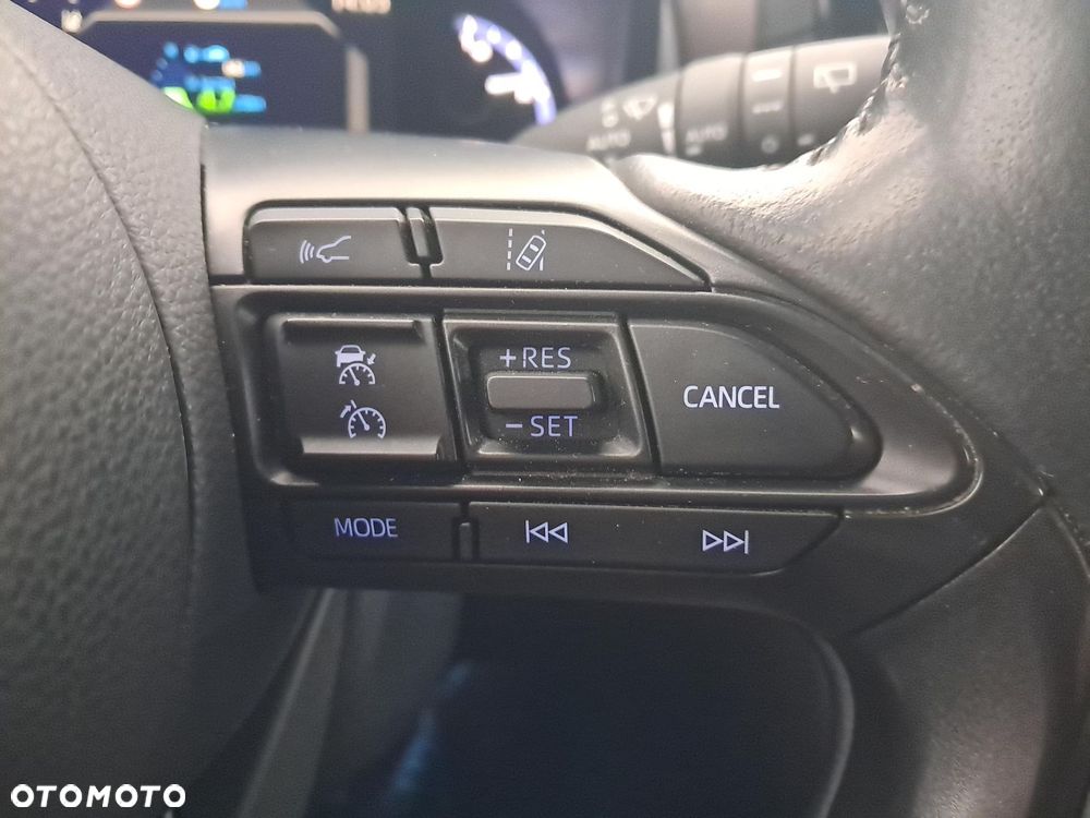 Toyota Yaris Cross - 17