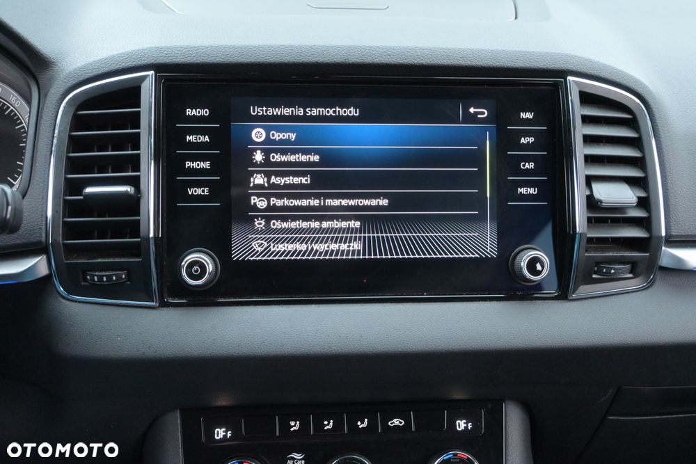 Skoda Karoq 1.5 TSI ACT DSG Ambition - 34