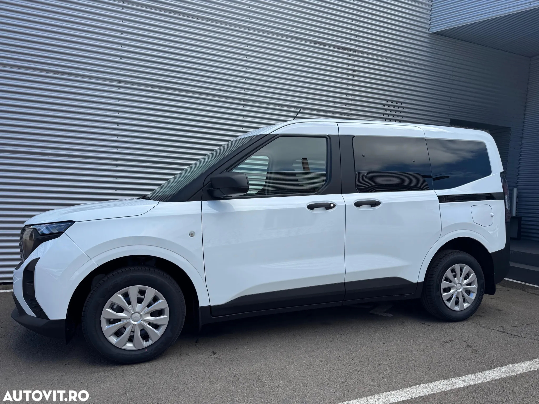 Ford Courier - 9