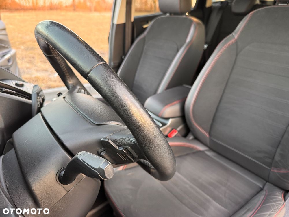 Ford Kuga 1.5 EcoBoost AWD ST-Line ASS - 21