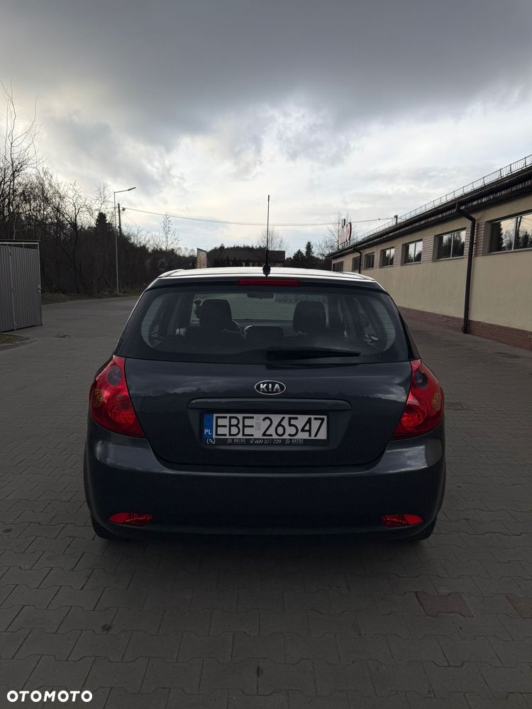 Kia Ceed 1.6 Crdi Optimum + - 31