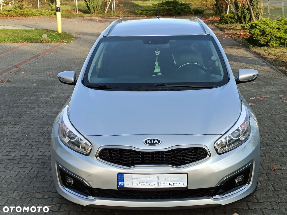 Kia Ceed 1.6 GDI L Business Line - 10