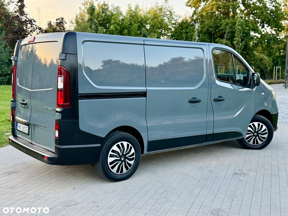 Renault Trafic - 8