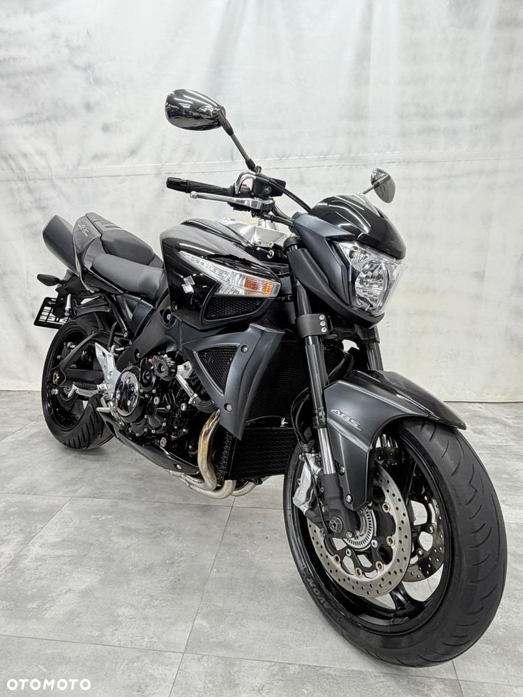 Suzuki GSX - 34