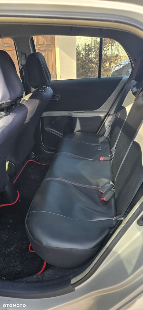 Daihatsu Charade - 14