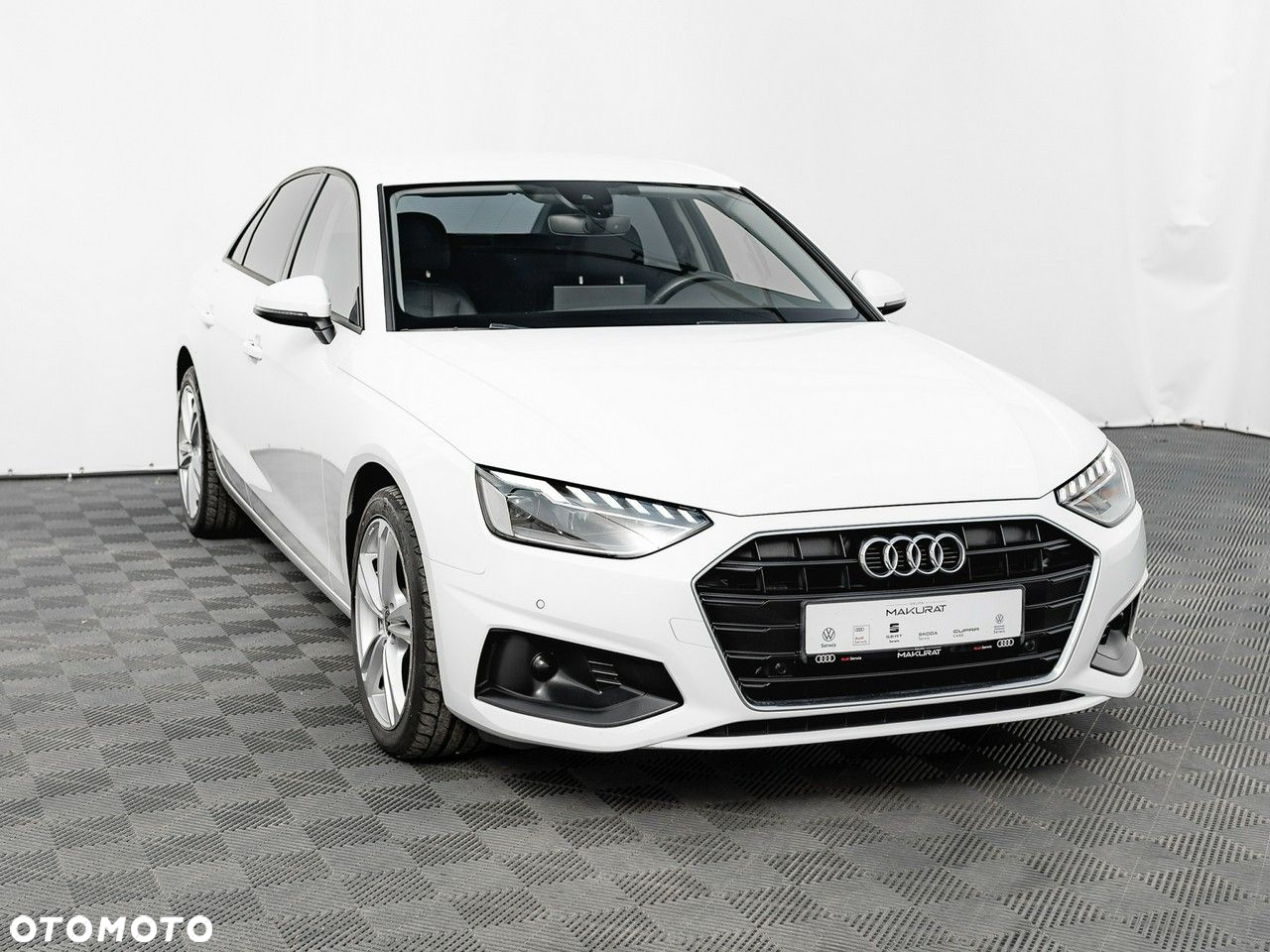 Audi A4 30 TDI S tronic - 4