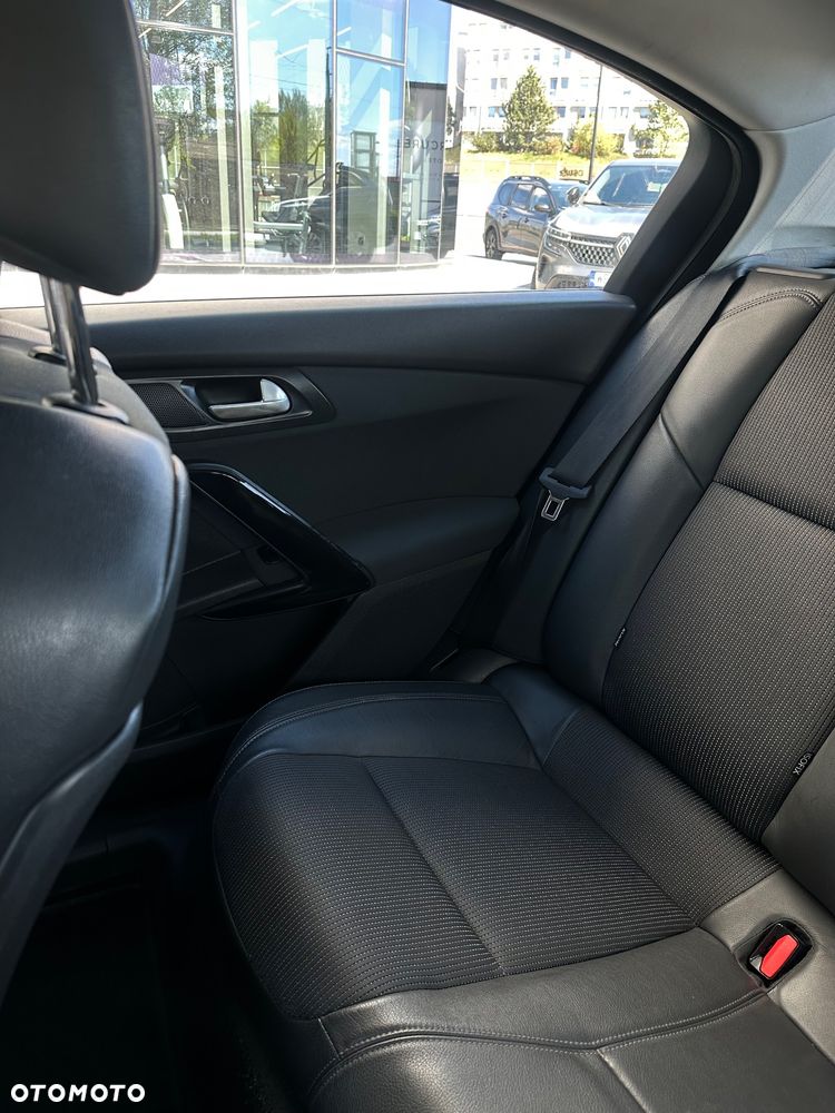 Peugeot 508 1.6 T Business Line - 11