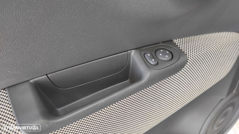 Fiat 500 1.2 Lounge - 28