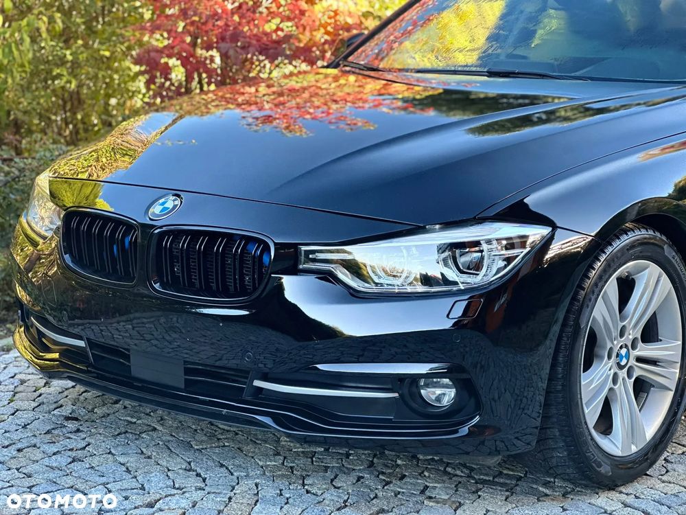 BMW Seria 3 2017 photo 2