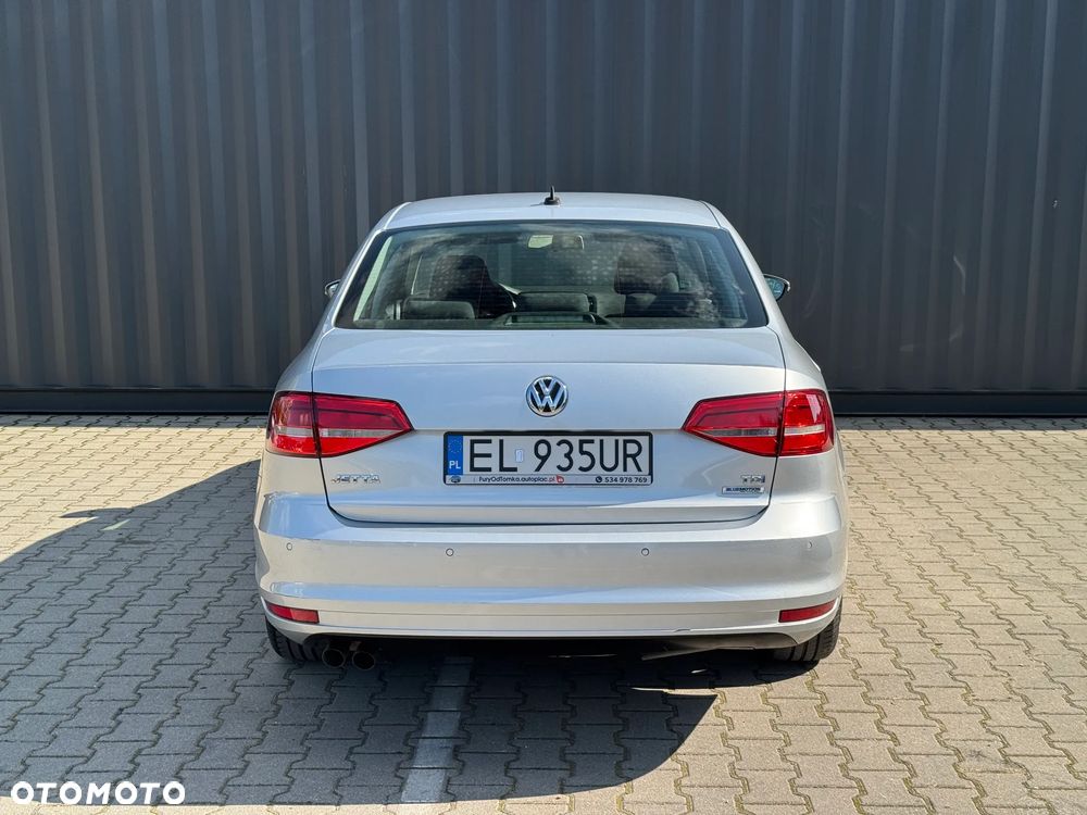 Volkswagen Jetta 2015 photo 5
