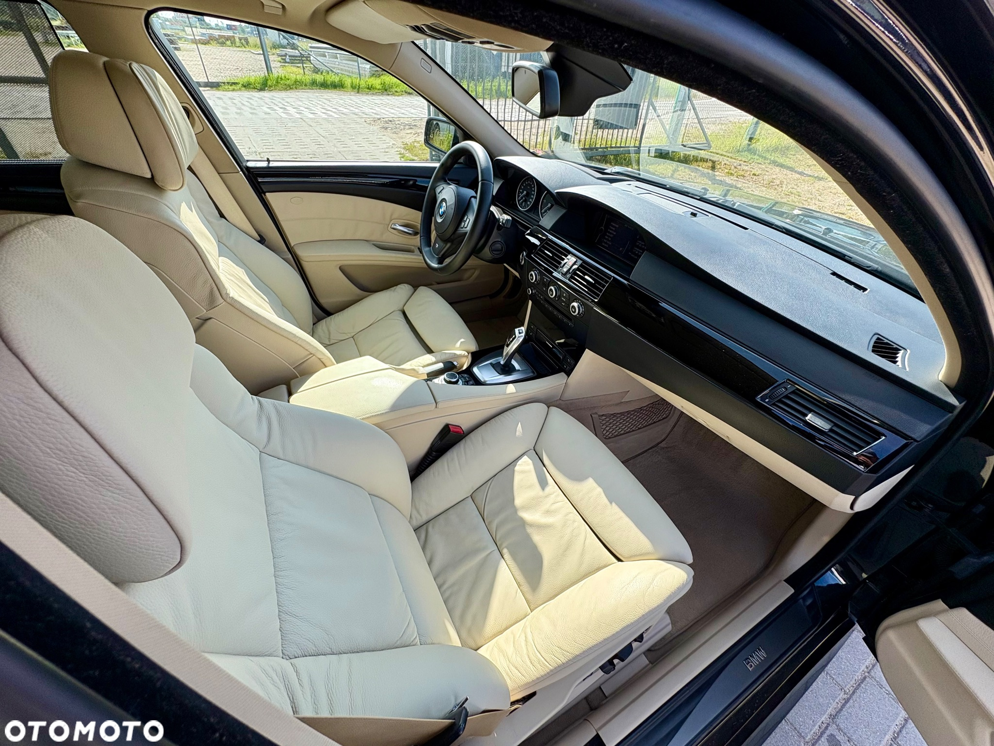 BMW Seria 5 - 12