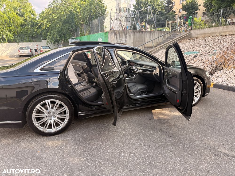 Audi A8 - 3