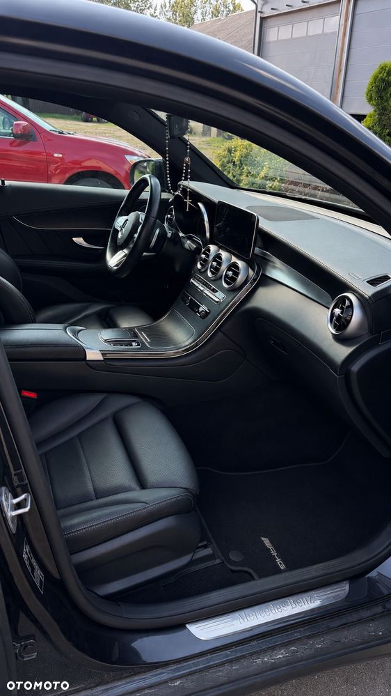 Mercedes-Benz GLC - 4