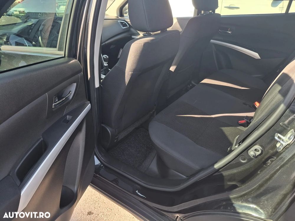 Suzuki SX4 - 23