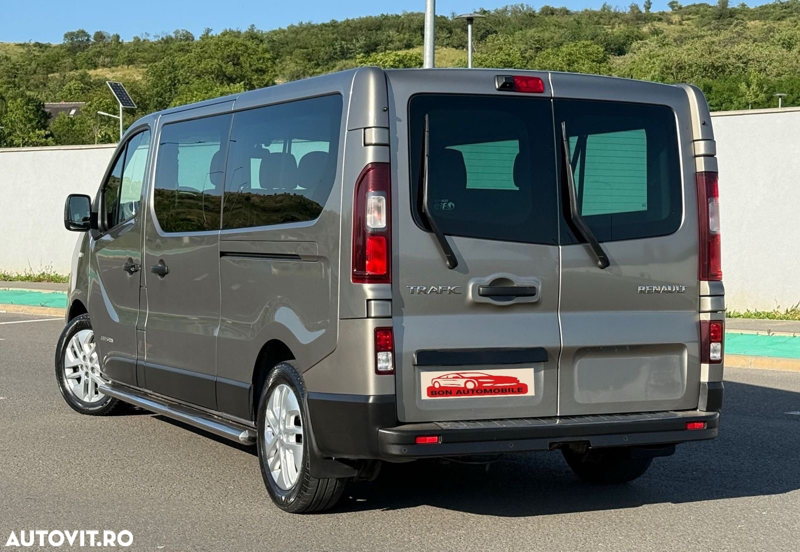 Renault Trafic ENERGY dCi 125 Grand Combi Expression - 2