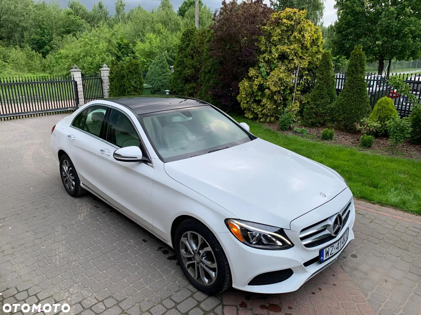 Mercedes-Benz Klasa C 300 7G-TRONIC - 17