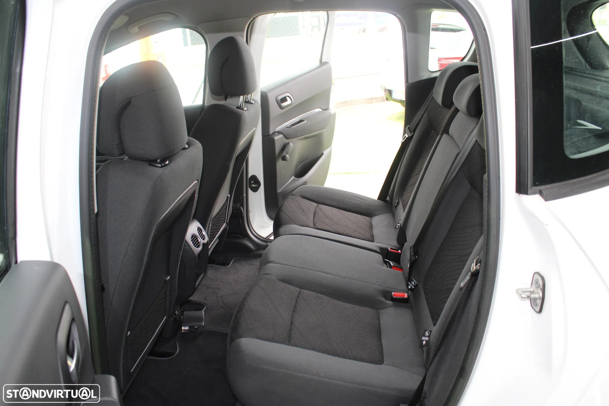 Peugeot 3008 1.6 e-HDi Active 2-Tronic - 7
