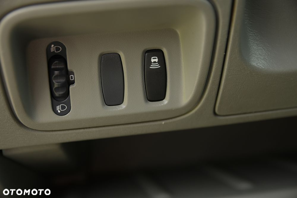 Opel VIVARO 2.5 CDTi 145KM * Z Niemiec * KLIMA * AUTOMAT * ZNAKOMITY STAN! - 38