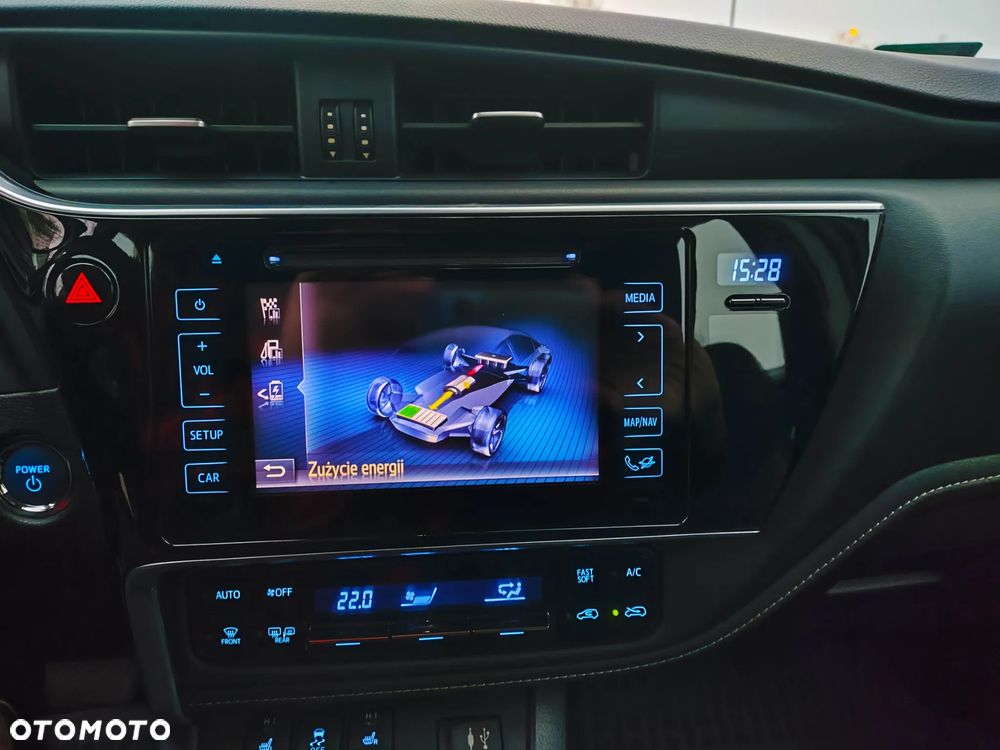 Toyota Auris Hybrid 135 Prestige - 21