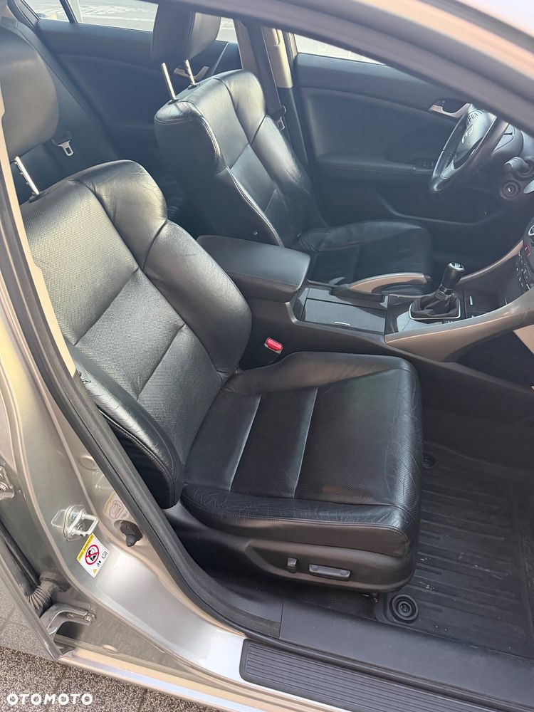 Honda Accord 2.0 i Executive - 13