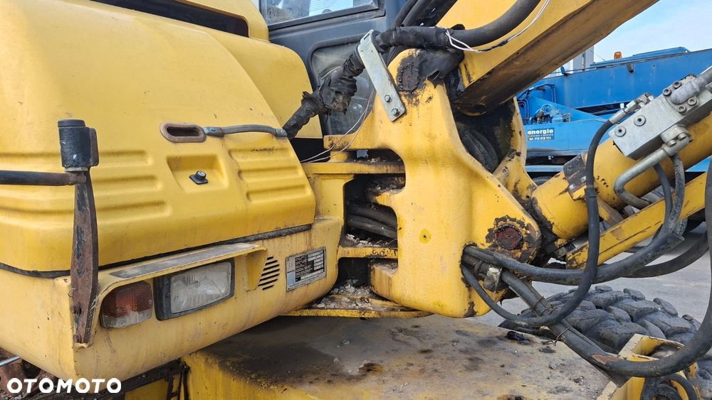 Komatsu Pw 110 - 24