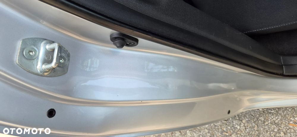 Toyota Auris 1.6 Valvematic Edition - 18