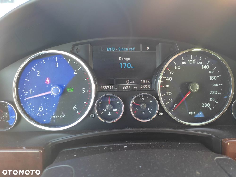 Volkswagen Touareg 3.0 V6 TDI DPF Tiptr - 11