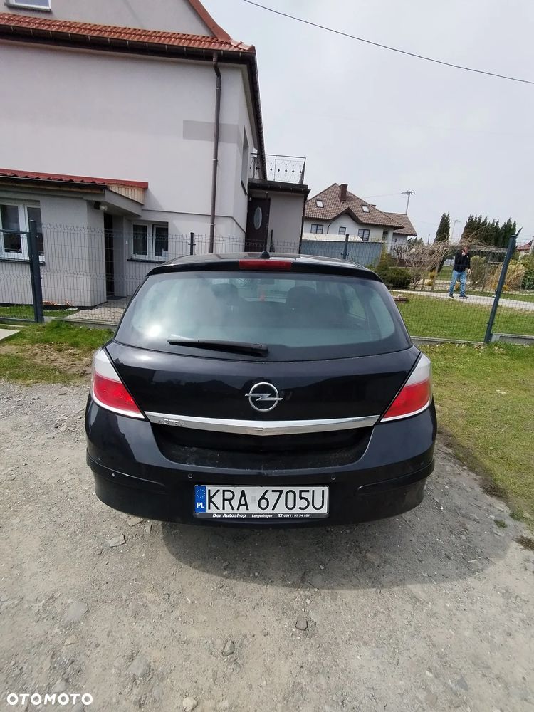 Opel Astra 1.8 - 10