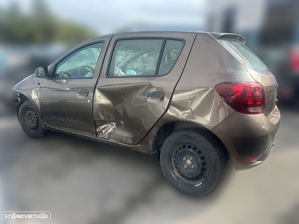 Dacia Sandero 2 1.0 SCe 75 Gasolina 73 cv  54 kW 2016 - 2025 B4D 490 para peças - 3