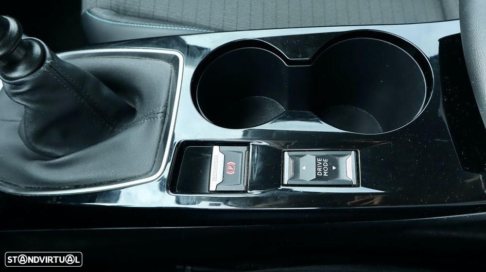 Peugeot 2008 PureTech 100 Allure - 57