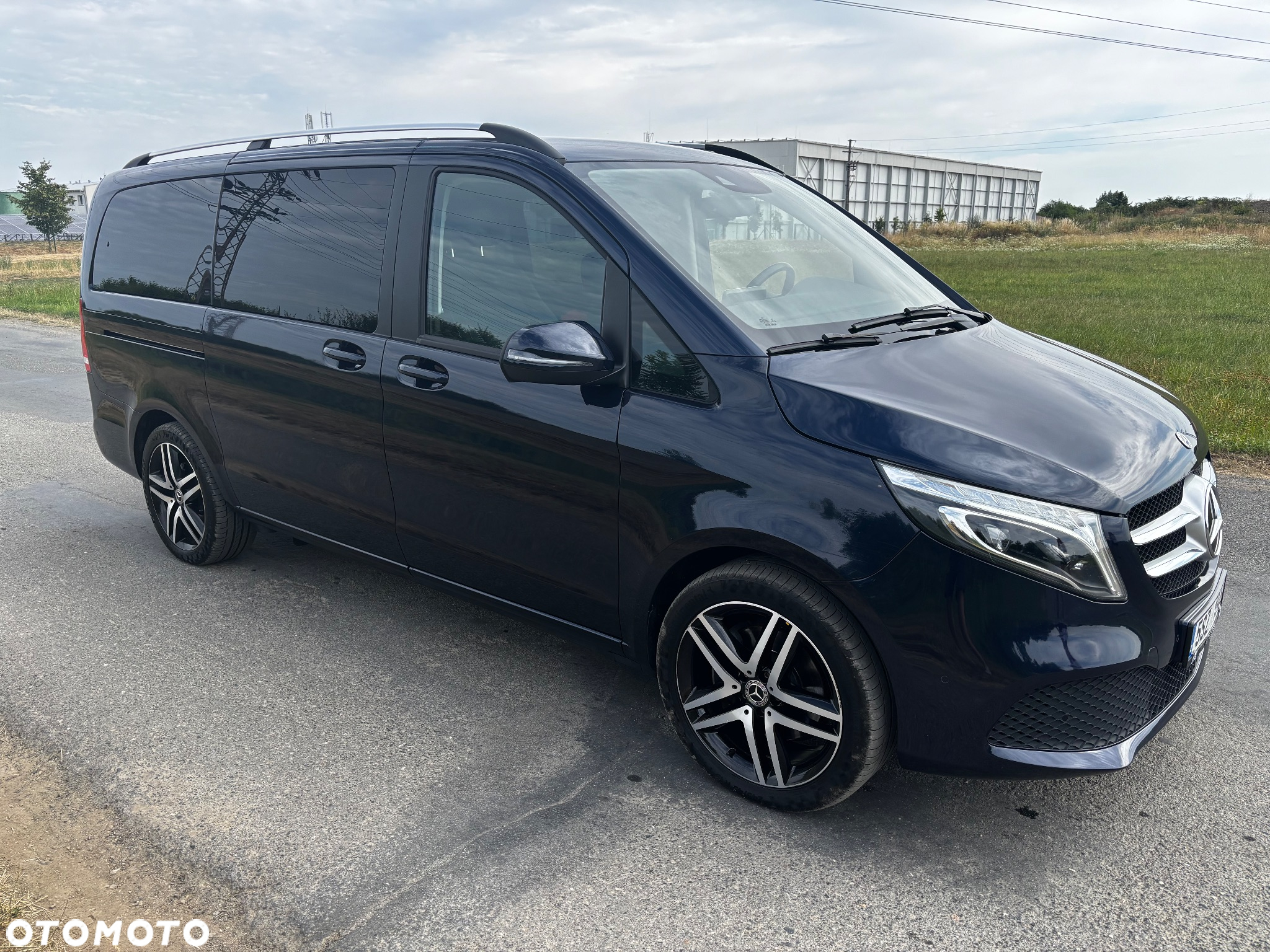 Mercedes-Benz Klasa V 250 d lang 4Matic 9G-TRONIC Style - 2