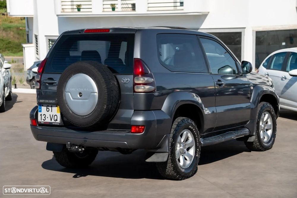 Toyota Land Cruiser Prado - 10