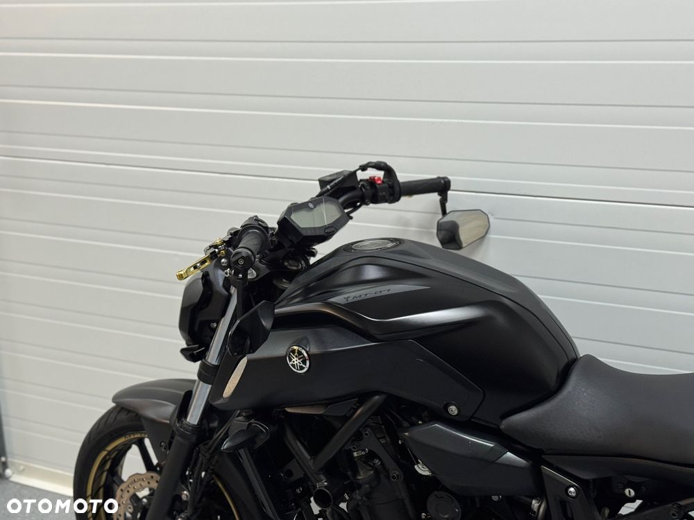 Yamaha MT - 16