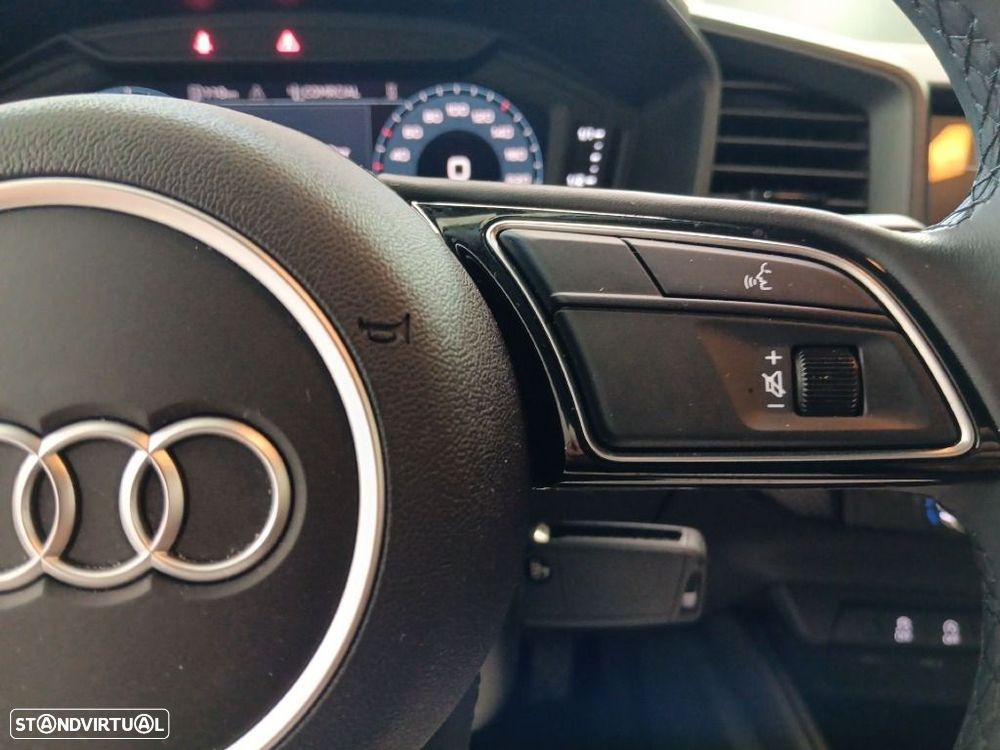Audi Q2 - 18