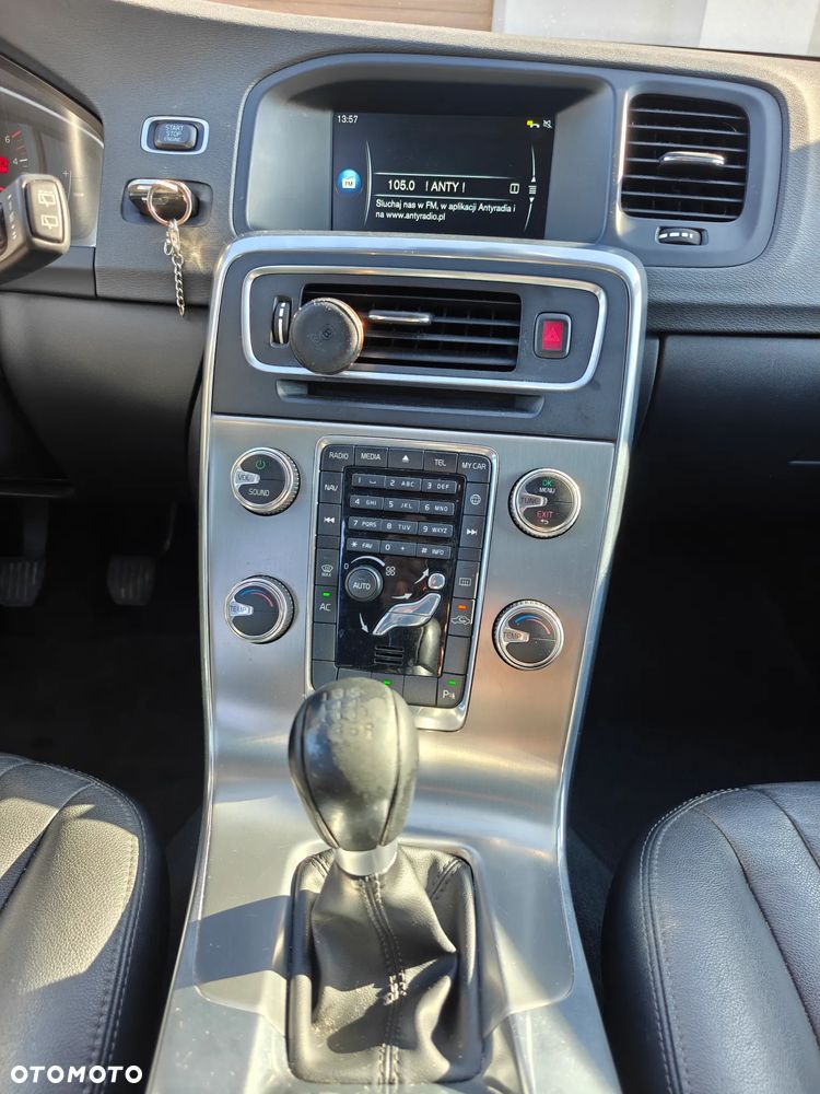 Volvo V60 D3 Momentum - 15