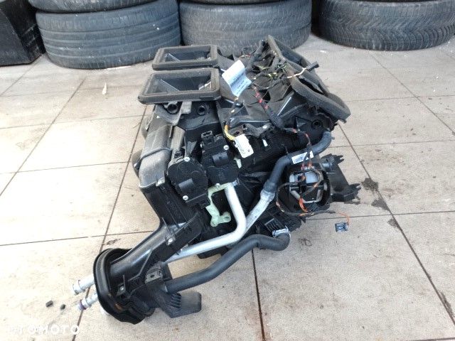 BMW 3 E90 E91 E92 335i Nagrzewnica Kompletna Klimatronik, Europa, Valeo IHKA E9x LL 64119132569 9132569   BMW 316d 316i 318d 318i 320i 320d  323i 325d 325i 328i 330d 330i 335i 335d - 6