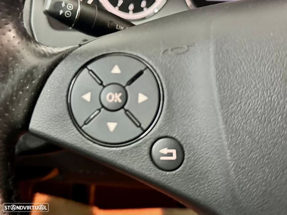 Mercedes-Benz E 220 CDi BlueEfficiency - 42