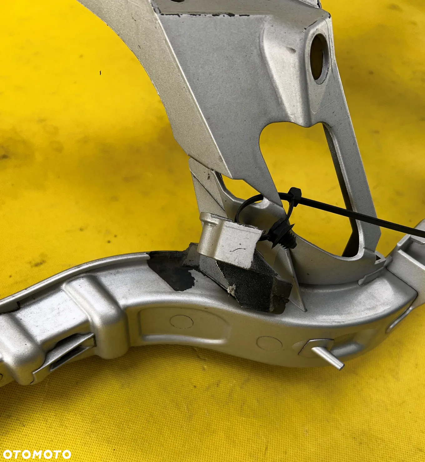 PAS PRZEDNI WZMOCNIENIE FORD MONDEO MK4, S-MAX 6M21-8B041-BH - 4