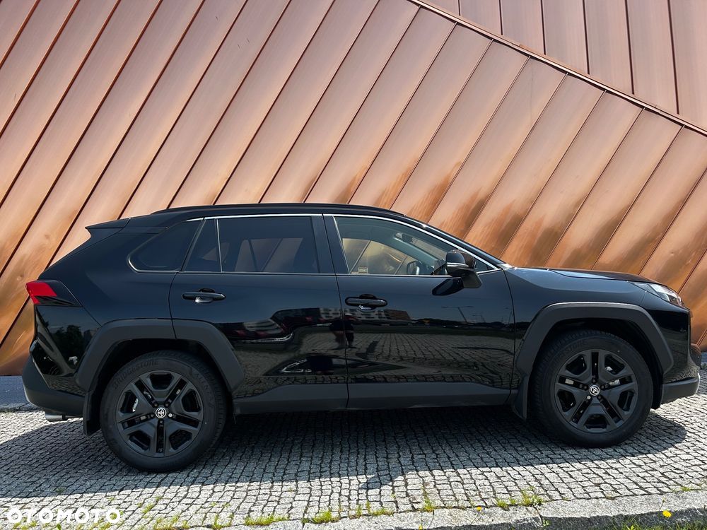 Toyota RAV4 - 4
