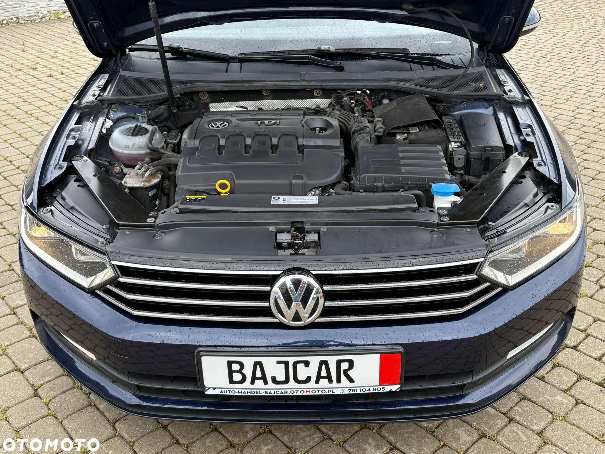 Volkswagen Passat 1.6 TDI BMT Comfortline - 32