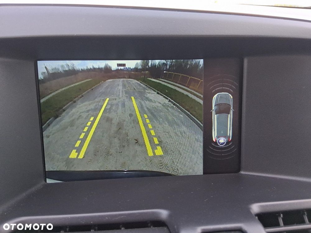Volvo XC 60 - 25
