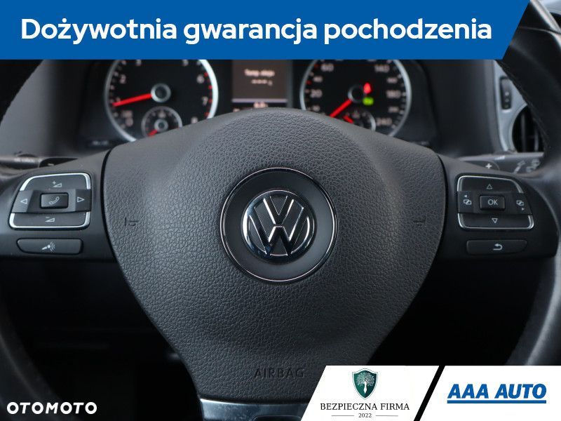 Volkswagen Tiguan - 20