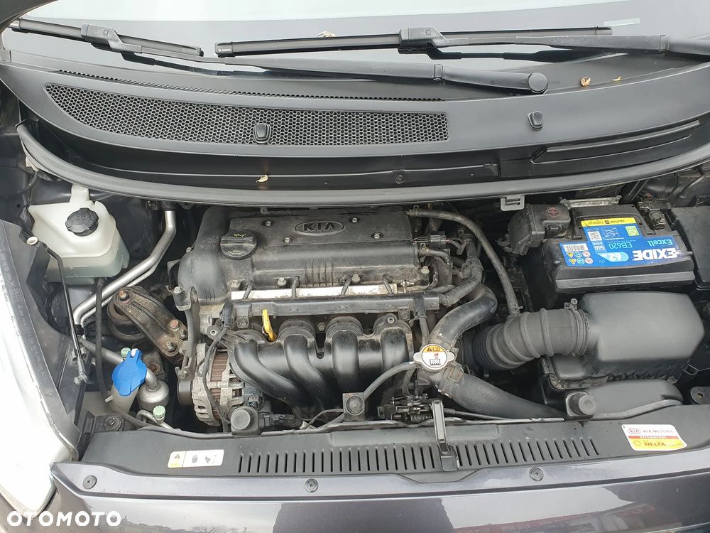 Kia Venga 1.6 CVVT Edition 7 - 17
