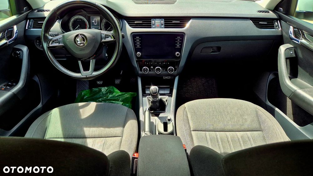 Skoda Octavia 1.5 TSI ACT Style - 14