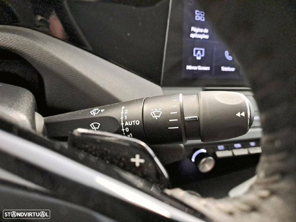 Peugeot 408 1.2 Hybrid Allure e-DCS6 - 15