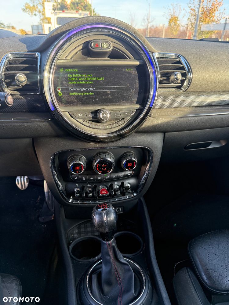 MINI Clubman Cooper SD - 16