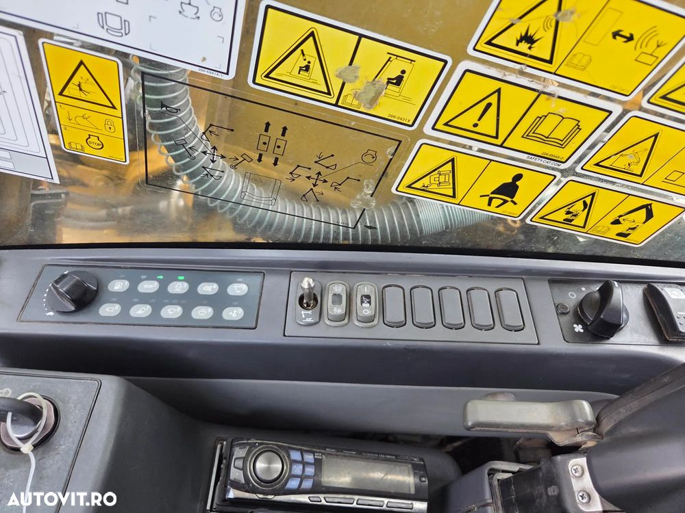 Caterpillar CAT 313F, 2018, 3.980h, CUPLA RAPIDA hidr, cupa NOUA, instalatia picon pe brate, camera spate, camera dreapta, motor CAT 115CP, posbilitate leasing 3 ani, STARE FOARTE BUNA produs in Japonia, PROMOTIE 59.900 EUR+Tva - 6