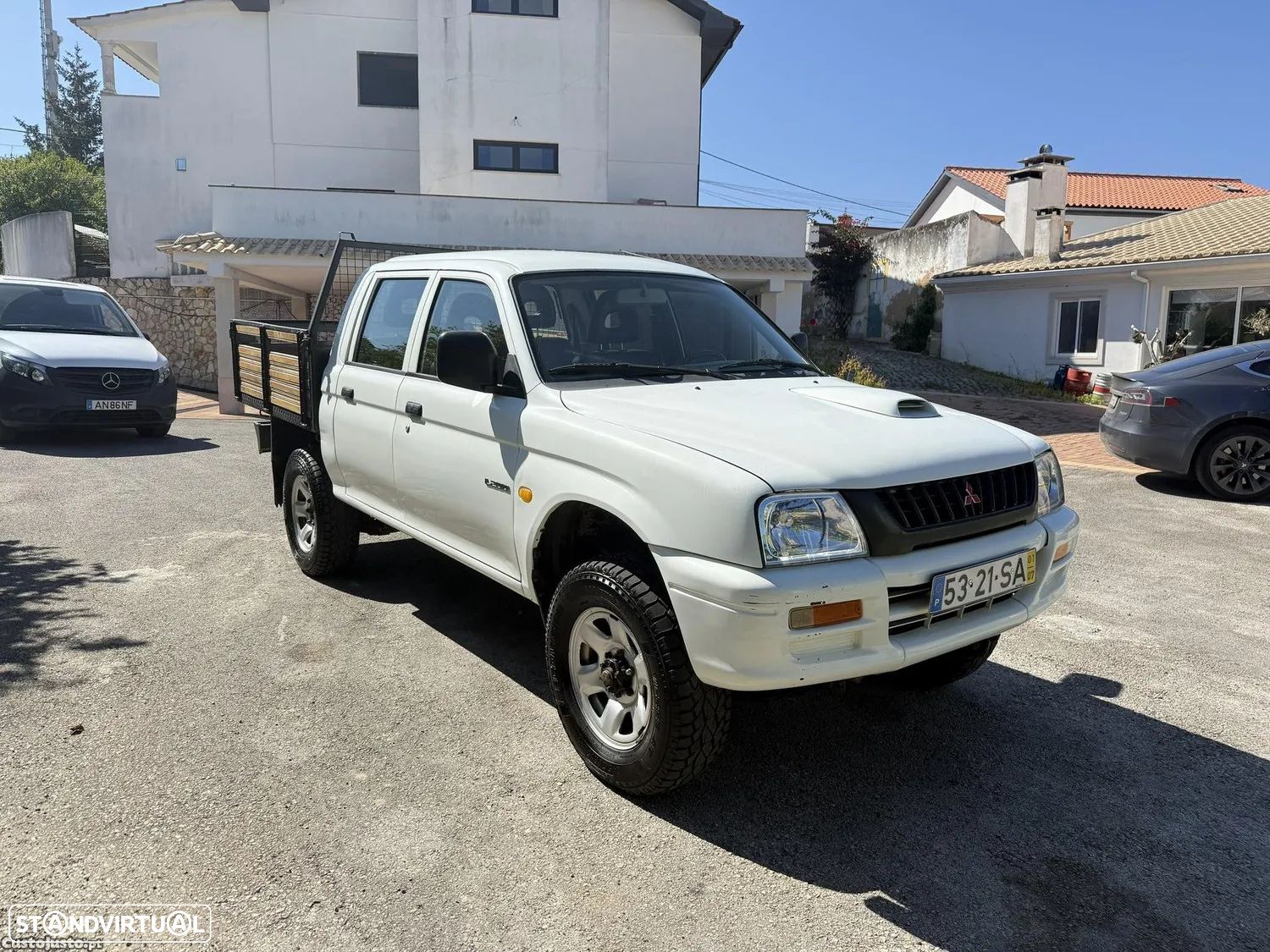 Mitsubishi L200 - 1
