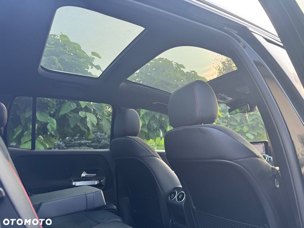 Mercedes-Benz GLB 200 d 4Matic 8G-DCT AMG Line - 8